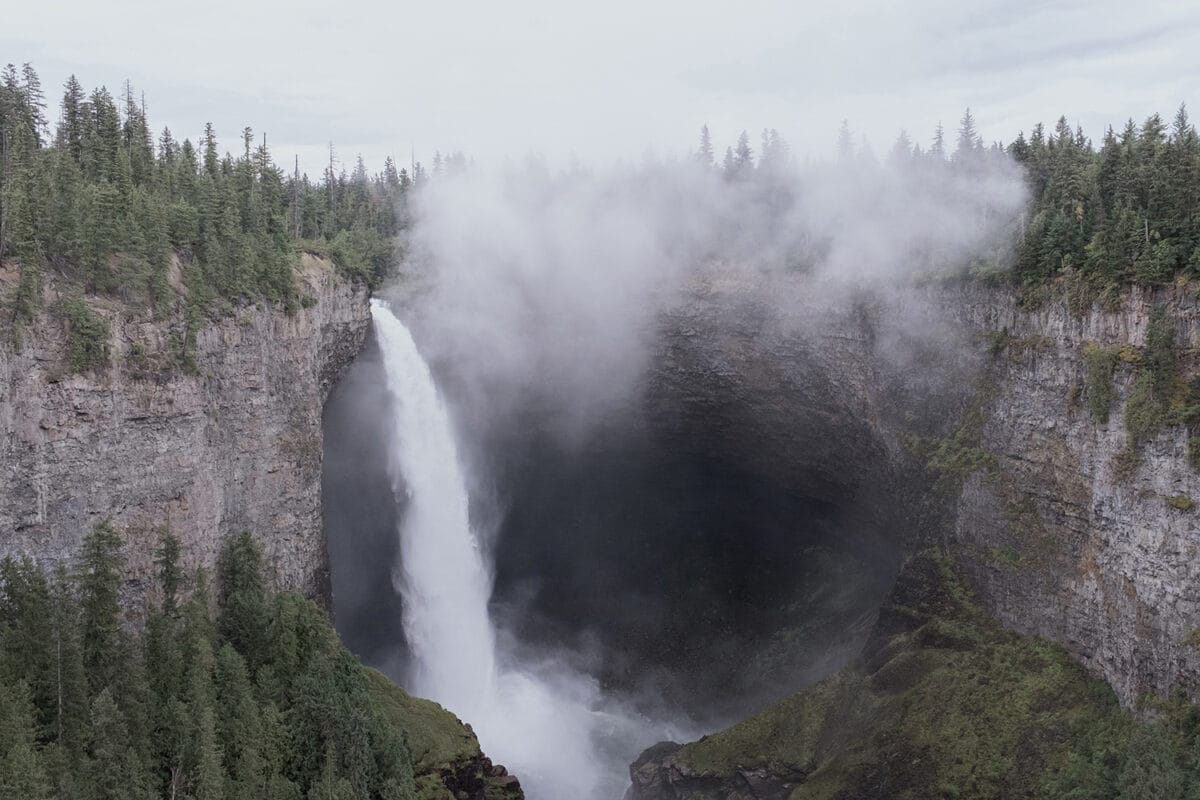 Helmcken Falls, British Columbia