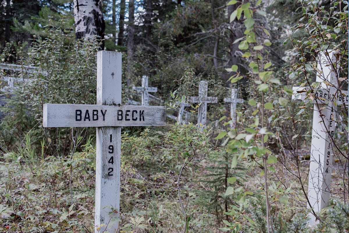 Field Cemetery, British Columbia