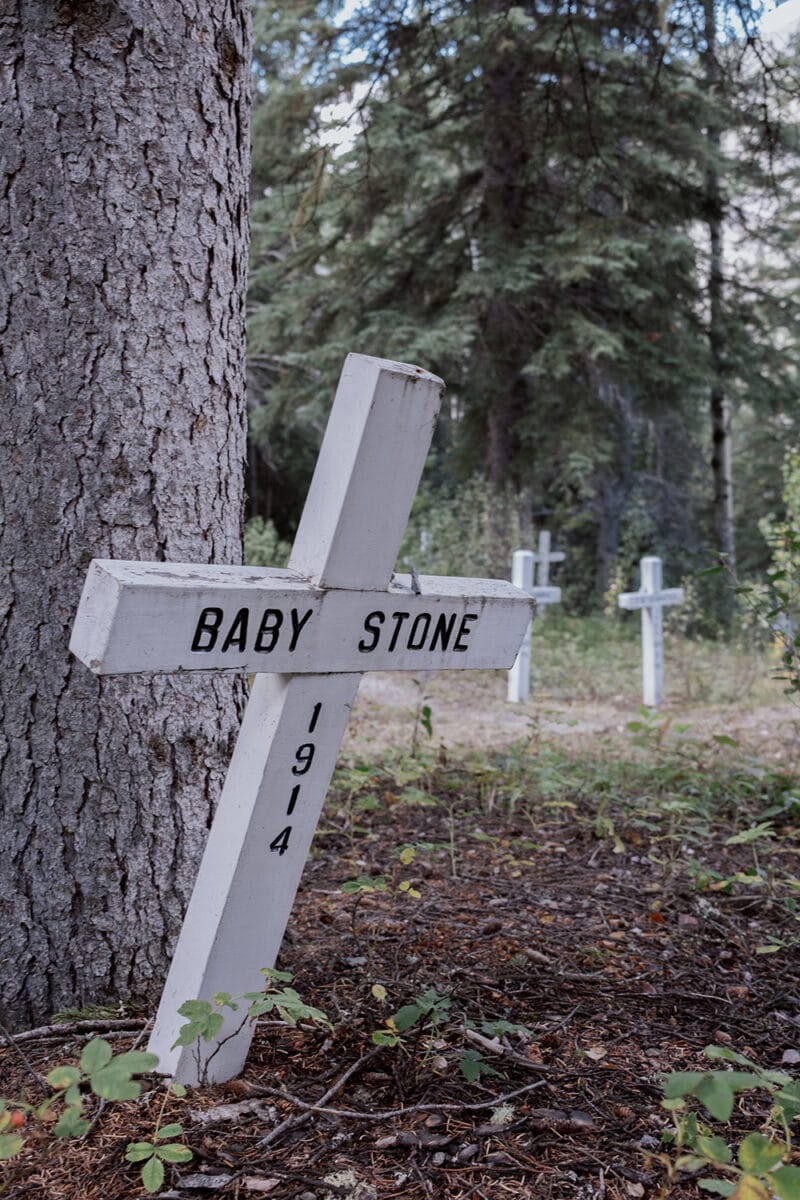 Field Cemetery, British Columbia
