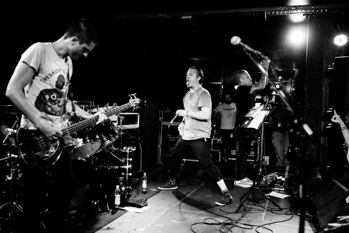 Dead Cross (2018)