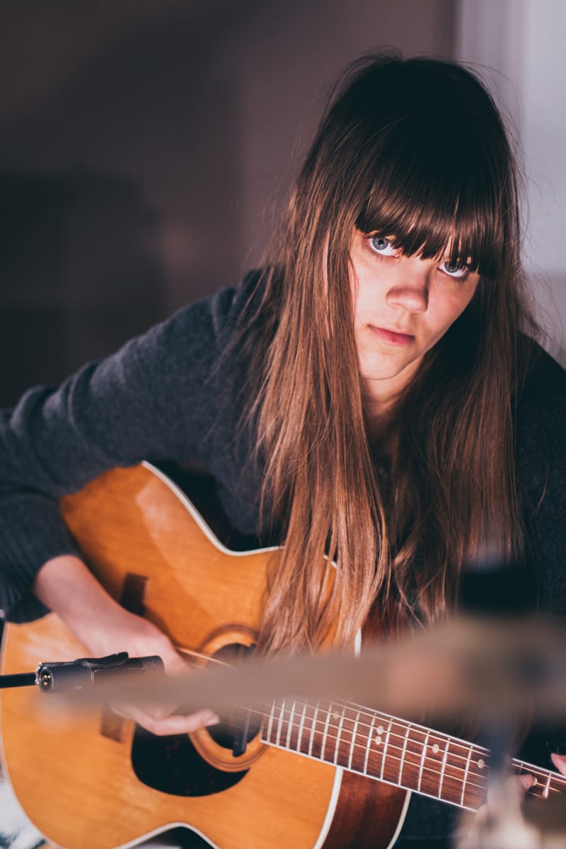 Klara / First Aid Kit (2010)